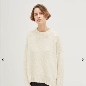 Old Navy Boucle oversized Cream crew Sweater size Small